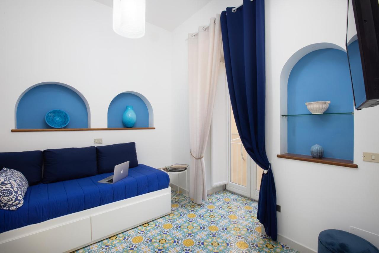 Brezza Marina-Authentic Sorrento Flat By The Beach Экстерьер фото
